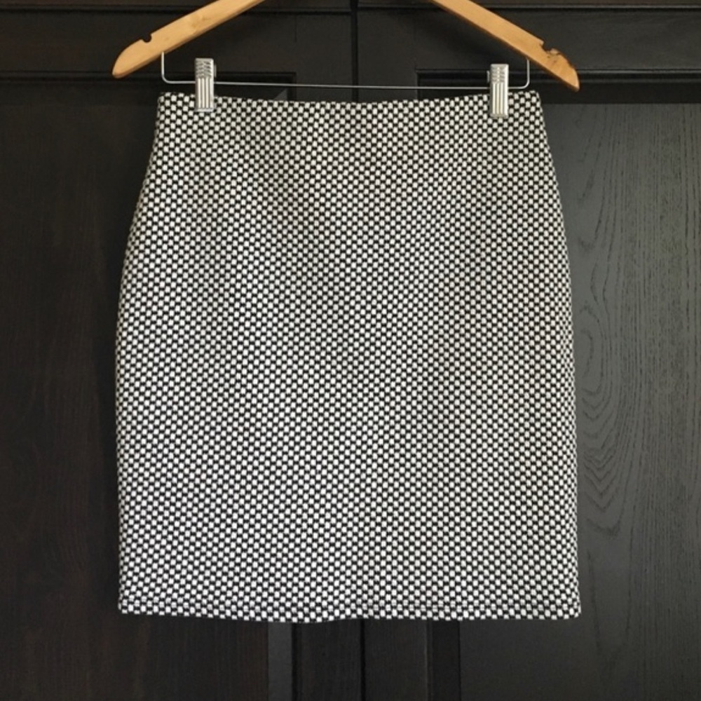 LOFT Black White Checkered Skirt Size XS